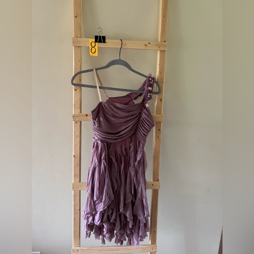 Dance costumes - Picture 14 of 14